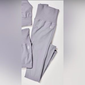 NWOT Free people good karma leggings ML